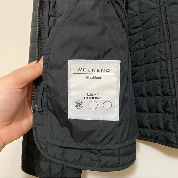Weekend MaxMara Black Quilted Lightly Padded Zip Up Jacket - Picture 6 of 7